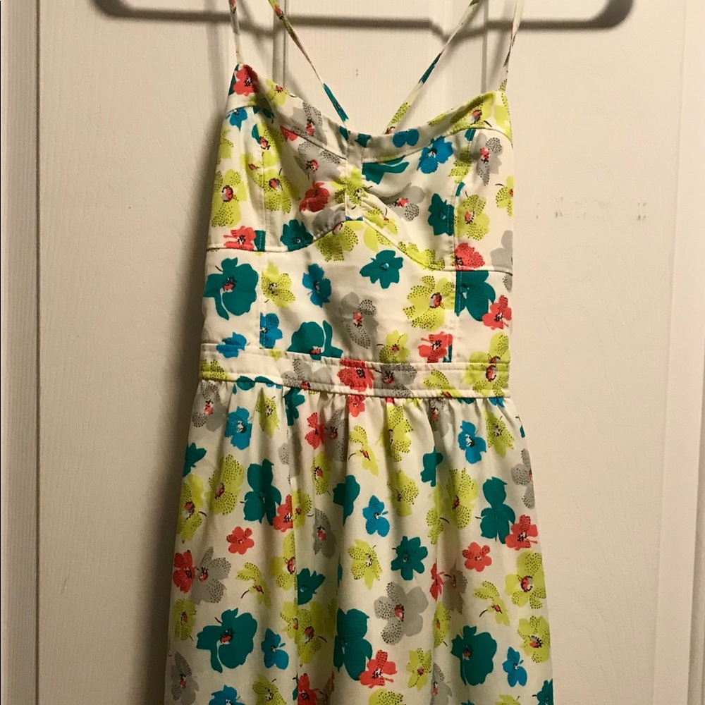 American Eagle Flower Dress Size 4 NWOT